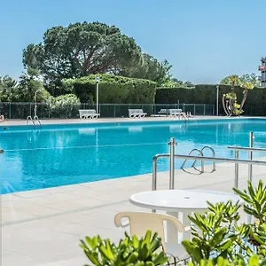 Aparthotel Cannes Marina